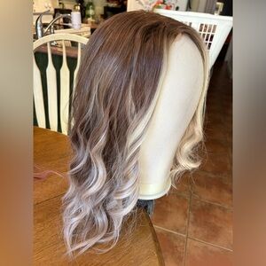 Middle tpart summer Kylie futura fiber synthetic wig blonde modern wave glueless